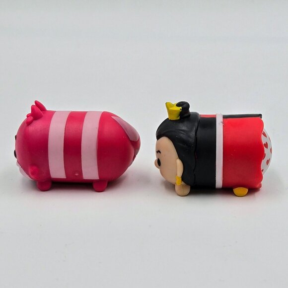 Disney Tsum Tsum Cheshire Cat Queen Of Hearts From Alice In Wonderland PVC Toy - Picture 3 of 8